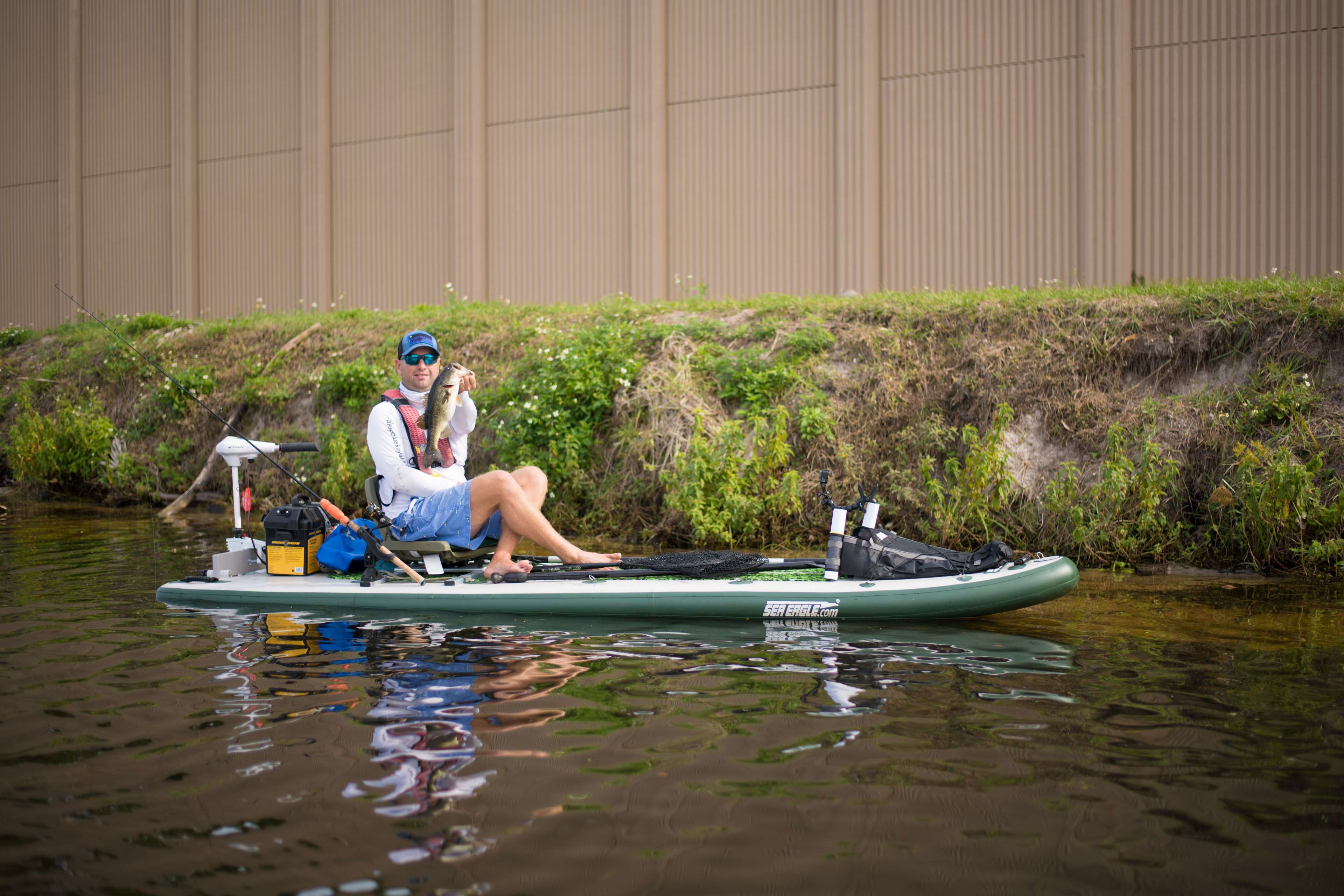 Sea Eagle FS126 2 person Inflatable Fishing Stand-Up Paddleboard ...