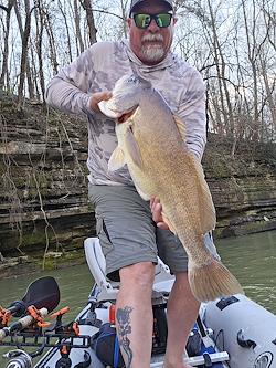 Kenneth Davis with their 437ps Paddleski™